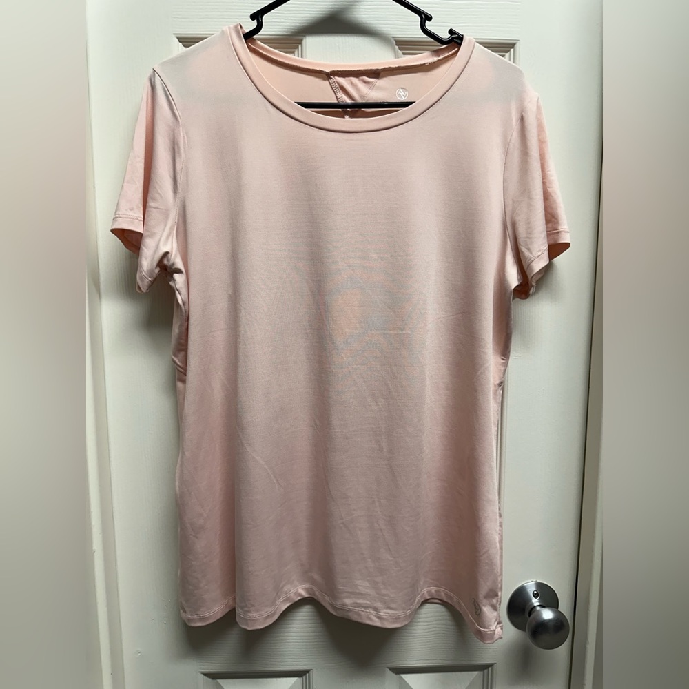 Adrienne Vittadini Sport Size Large Pink Women’s Athleisure Shirt With Mesh Back